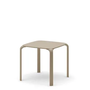 table_extrieure_drop_table_square_infiniti
