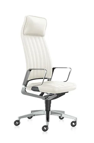 1. FAUTEUIL  DIRECTION CUIR VINTAGE DE INTERSTUHL