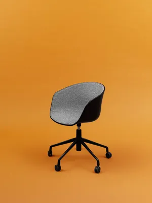 chaise_roulettes_about_a_chair_aac52_hay