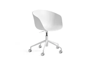 chaise_roulettes_about_a_chair_aac52_hay