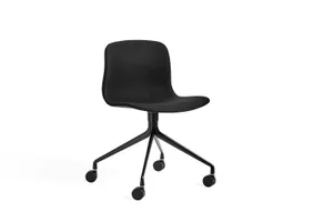 chaise_about_a_chair_hay