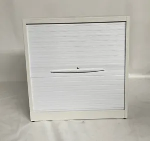 armoire rideau blanc